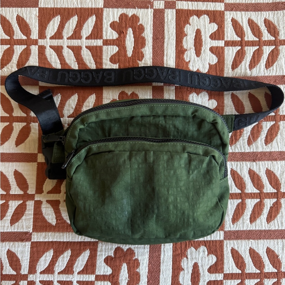 Baggu Dark Green Fanny Pack